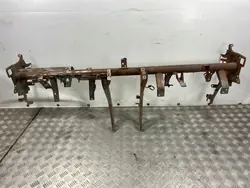 Subaru OE FBZ29003 Armaturenbrett-Verstärkung