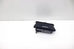 Tuhkakuppi Mercedes A-luokka W176 OEM A1768100079