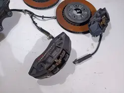 OEM 2504073 Jarrupuristimet & Kiekut Camaro SS:lle