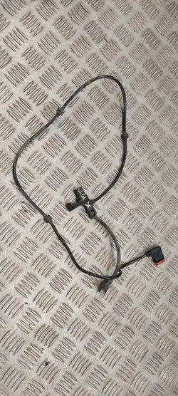 ABS-sensor Bak A2125402305 för Mercedes CLS W218
