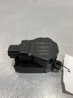 Jaguar F-Pace Ventilationslucka OEM FBZ19200 Begagnad