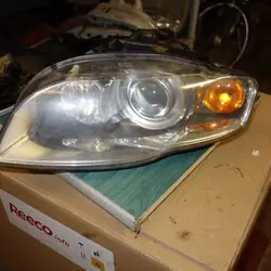 FARO XENÓN IZQUIERDO AUDI A4 B7 8E0941003AM