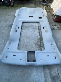 VW Fox 3-Dörrars Takklädsel OEM PODSUFITKA