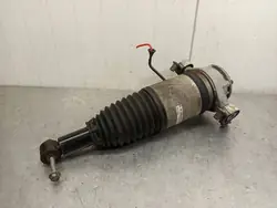 Taka-iskunvaimennin OEM 7P6616019G VW Touareg II:lle