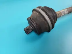 VW PASSAT B5 1.9 TDI Arbre de Transmission Gauche 5 Vitesses