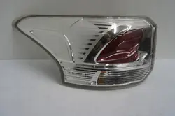 Feu arrière gauche Outlander III