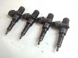 Spolarpump OEM 038130073AN för VW Golf IV