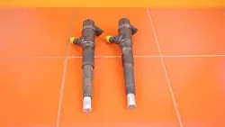 Injecteur Renault OE M9R786 pour Trafic 2.0 DCI