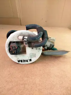 Pompe à carburant complète NISSAN MICRA K11 OEM