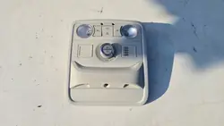 Lampe intérieure cabine OEM 5E0867489A pour Skoda Octavia III