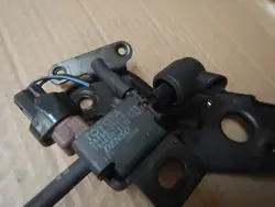 Válvula de vácuo OEM 25860-27010 para Toyota RAV4 2.0 D4D