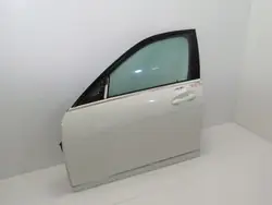 Porta dianteira esquerda OEM 360178692 para Mercedes W204