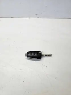 Audi A6 C6 Q7 Nyckel 4F0837220AK