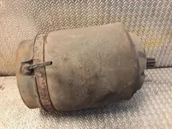 Land Rover MDY7097 Vänster bak luftfjädring - Begagnad