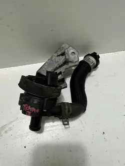 Vattenpump Renault Trafic III 1.6 DCI