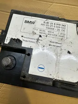 Batería BMW OEM 6924022 90Ah Usada - X3 X1 X2 F48 MINI