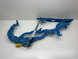 Dobradiça do capô Audi TT lado direito OEM 8S0823823