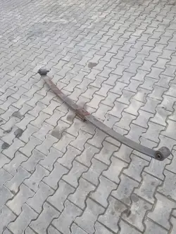 Vordere Blattfeder OEM PRZÓD 1-LAGOWY für Volvo FL6