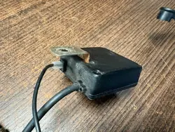 Antennförstärkarmodul OEM 701035577B för VW T4