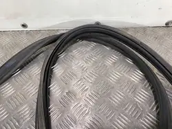 Mitsubishi Outlander IV baklucktätning OEM FBZ22807