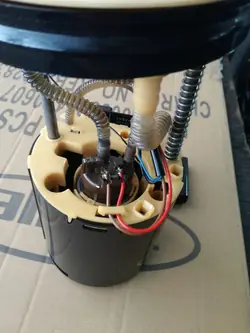 Volvo Kraftstoffpumpe 31274923