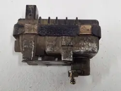 Jaguar Turbon Aktuaattori OEM 6NW009550 767649