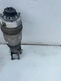 Audi Q7 Front Right Shock Absorber OEM 256100