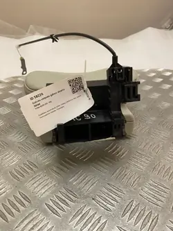 Volvo XC90 takaistuimen pääntuki OEM UTO58226