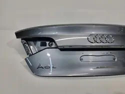 Takaluukku OEM 4H0827753BFBW Audi A8 D4