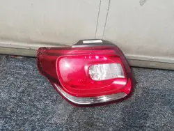 Lámpara trasera izquierda Citroen DS3