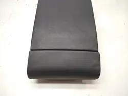 OEM 4G585205N Takaistuimen käsinoja juomaholderilla Audi A6 C7