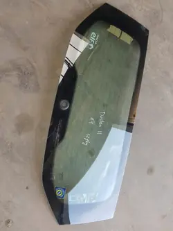 Vitre arrière hayon OEM 903001861R Dacia Duster II