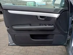 Audi A4 B6 Vasen Kylkilevy OEM MM-0303-50