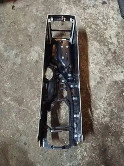 BMW 5 E60 Käsinoja OEM 72758413 - Käytetty