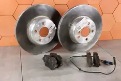 Discos e pastilhas de freio dianteiros BMW 5' G30 G31 X3 G01 X4 G02 330X24 OEM