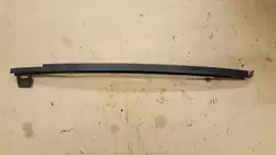 OEM ROC1454 Vasen takaoven ikkunan lista