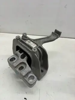 VW Passat B8 motorfäste höger OEM 5Q0199262BF