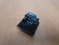 Jeep Grand Cherokee 2018 Bränsletankslucka Aktuator OEM 1000589881