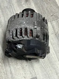 Vaihtovirtageneraattori Ford Fiesta MK7 Valeo