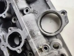 Tampa de válvulas OEM 9682446510 Peugeot 508 2.0HDI