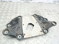 Volvo Achteras reductiebevestiging OEM 8646143 - Gebruikt