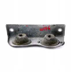 Mercedes W176 W246 Avgassystemfäste Fram A2464900040