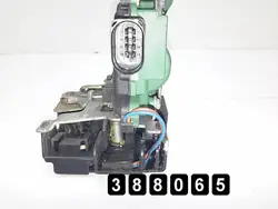 Serrure de porte avant droite SKODA SUPERB I 3B0837868