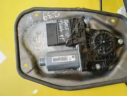 Lève-vitre arrière droit VW Golf V Plus 18PIN 1K4839462A