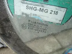 Begagnad Pilkington vindruta OEM Szyba czołowa Citroen Berlingo I