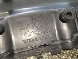 Couvercle supérieur moteur d'occasion OEM 08658541 Volvo S80 I