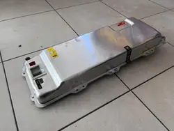 TESLA Y 3 Acculader Europa - Gebruikt, Lage Kilometerstand
