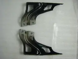 AUDI Q3 Stödfäste för Stänkskärm Höger Vänster 8U0821136 8U0821135