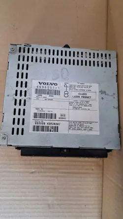 Lecteur CD OEM 8696051-1 pour Volvo V50 S40 II