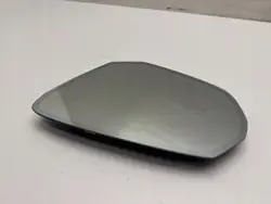 Inserção de espelho Audi Q2 OEM 81A857535G - Usado